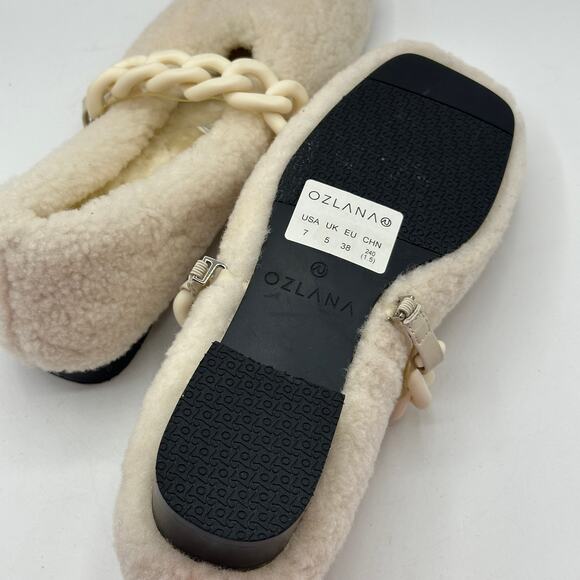 OZLANA Shearling Sherpa Mary Jane Flat Ivory Cream Chain Strap Sz 7 NWOB $275 - Picture 6 of 7